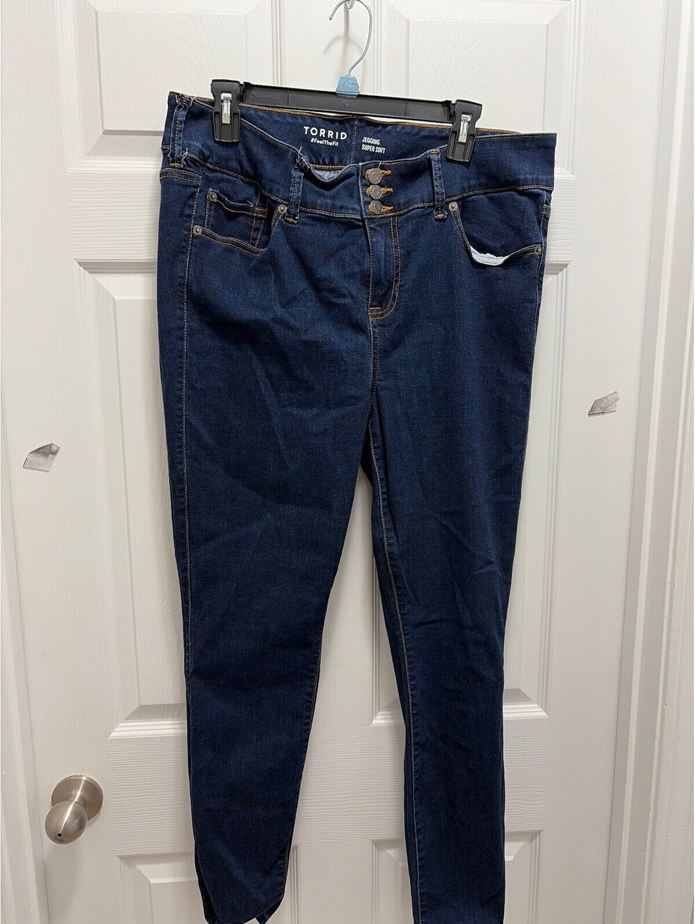 Torrid Super Soft Jeggings in Dark Blue Denim, Size 18R
